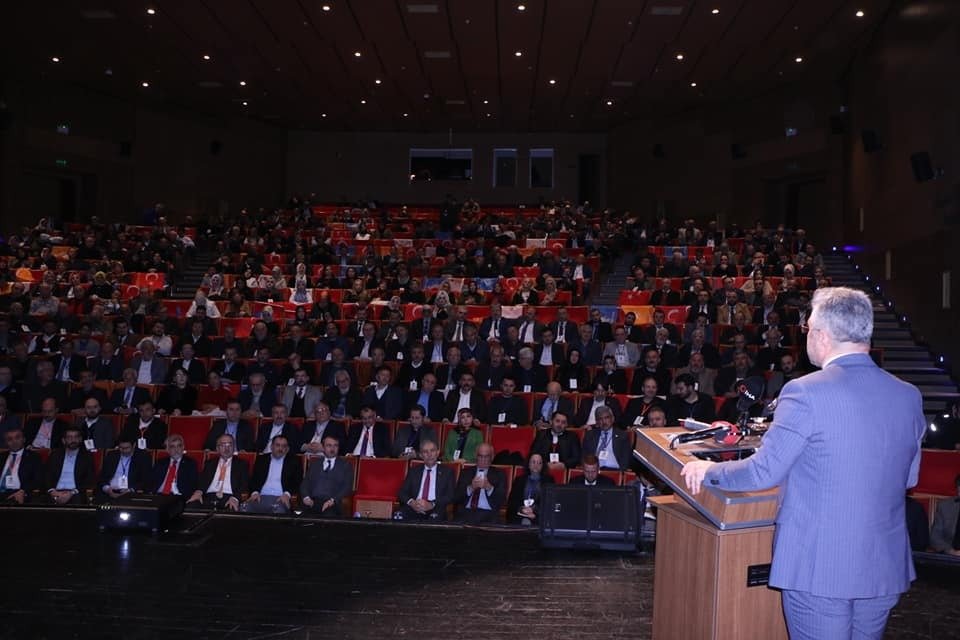 AK PARTİ 'DE ÇOŞKULU BİRLİKTELİK AK PARTİ 'DE ÇOŞKULU BİRLİKTELİK